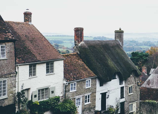 🏠